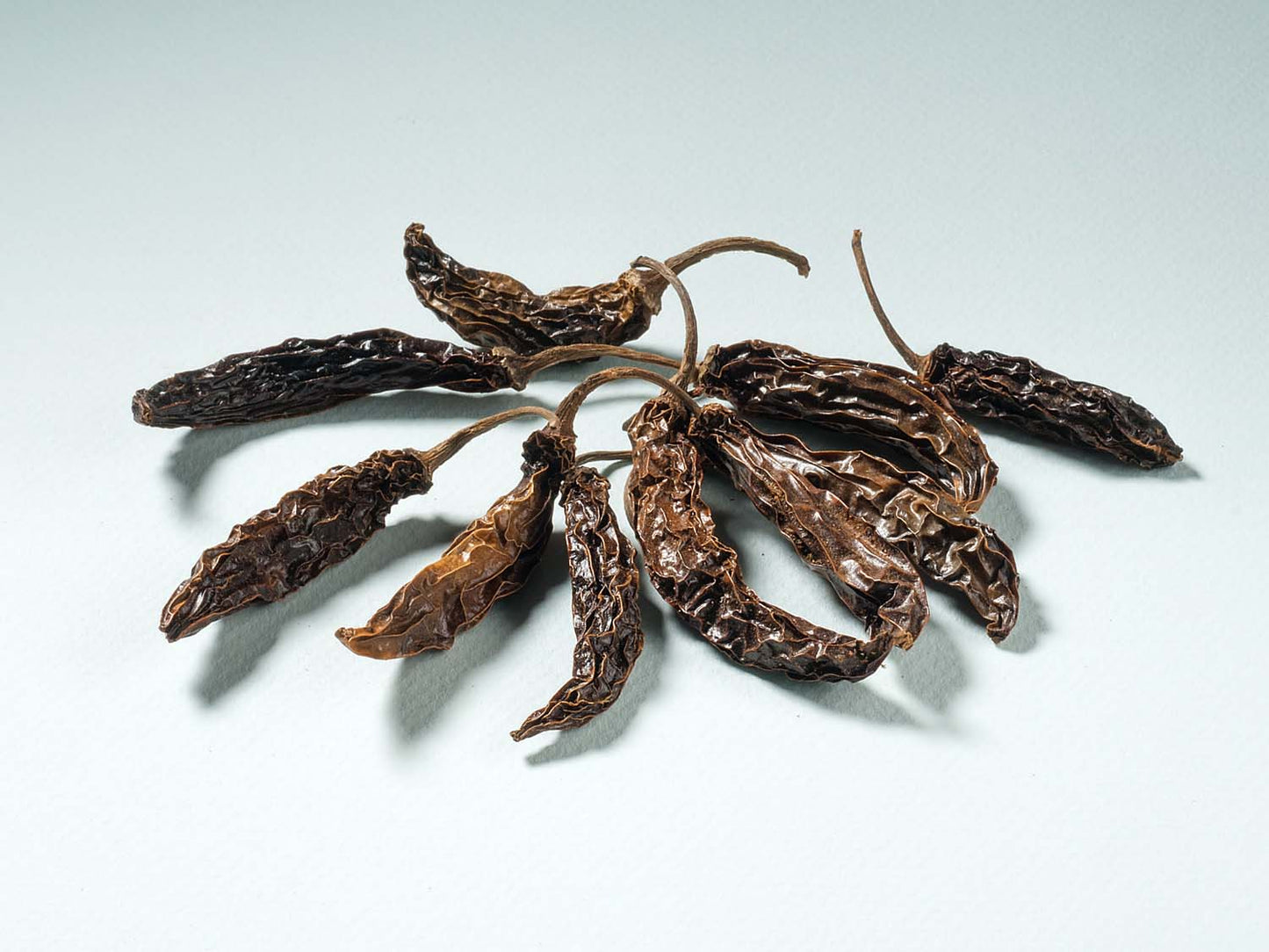 Chilli paprička Serrano celá 20g